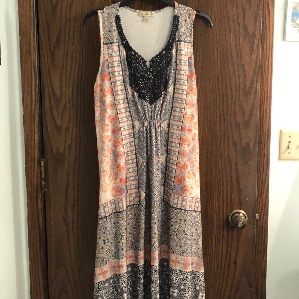 Sleeveless slinky dress